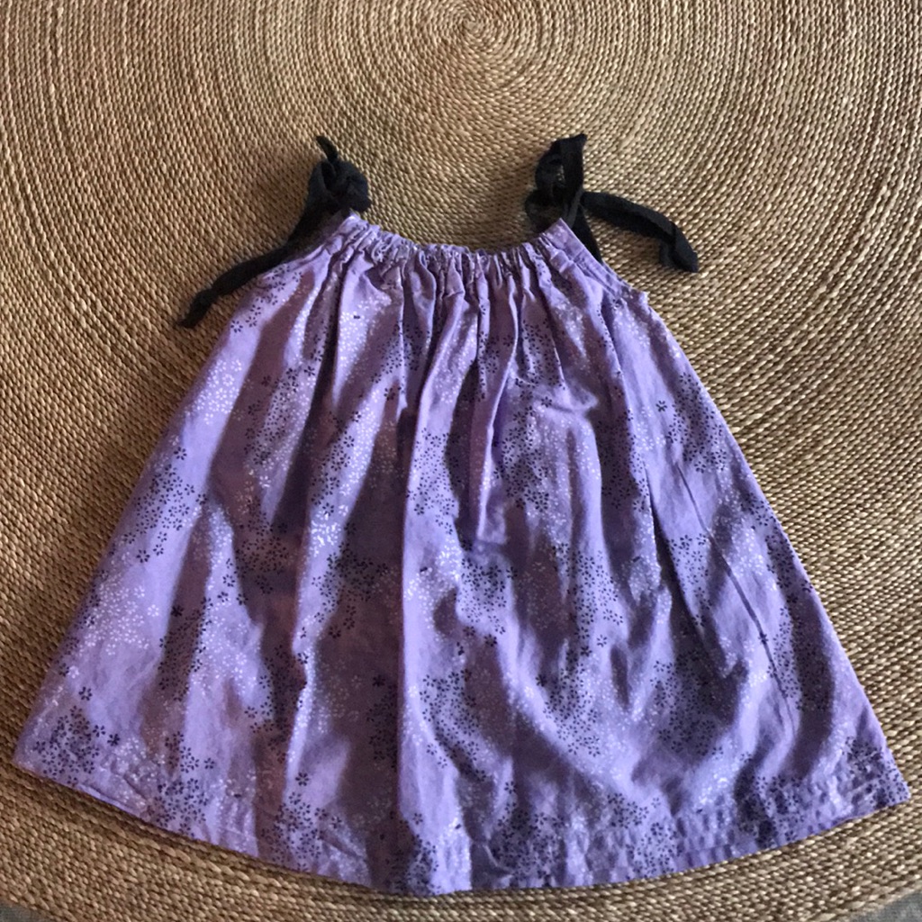 Purple Dress With Black Bows. 12-18 Mo.